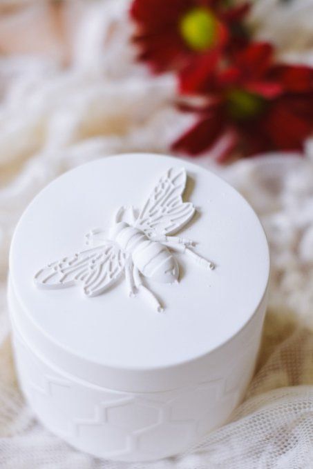 Pot Abeille en Plâtre