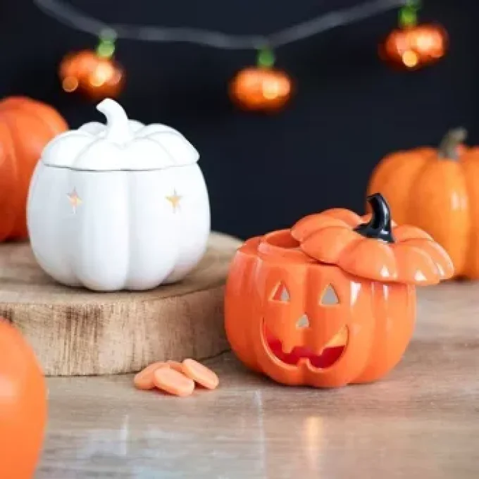 Brûleur blanc en forme de citrouille