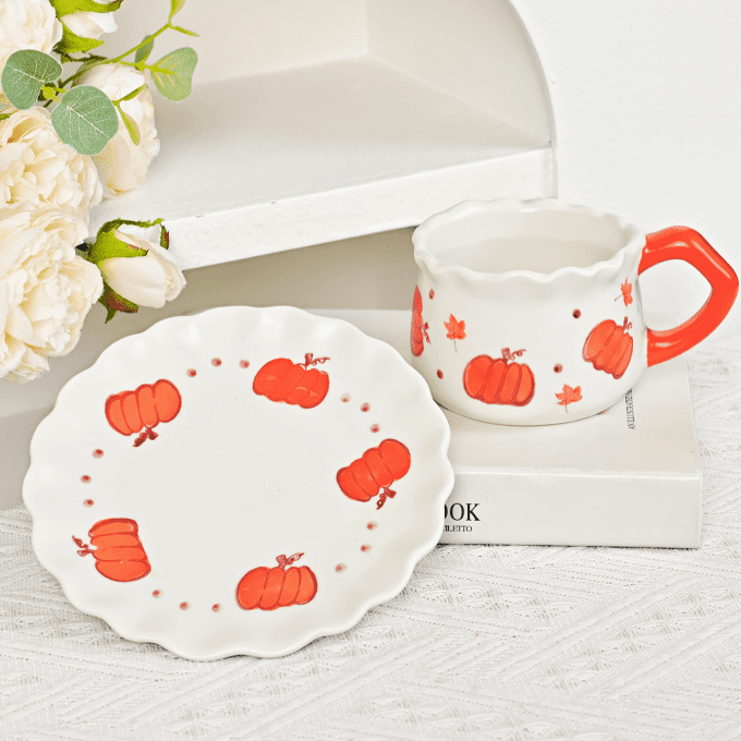 Tasse citrouille en céramique avec soucoupe