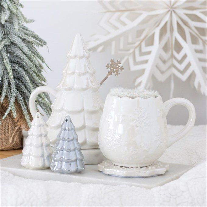 Ensemble tasse, sous-verre et chaussettes à motif flocon de neige irisé