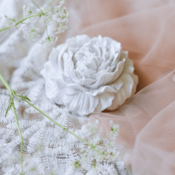 Décor en plâtre Pivoine