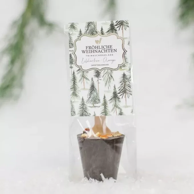Boire du chocolat au pain d'épices à l'orange « Joyeux Noël »
