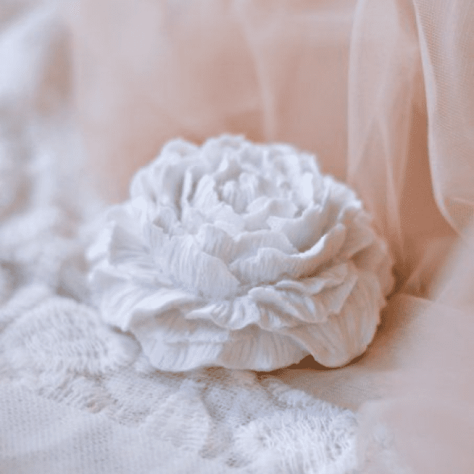 Décor en plâtre Pivoine