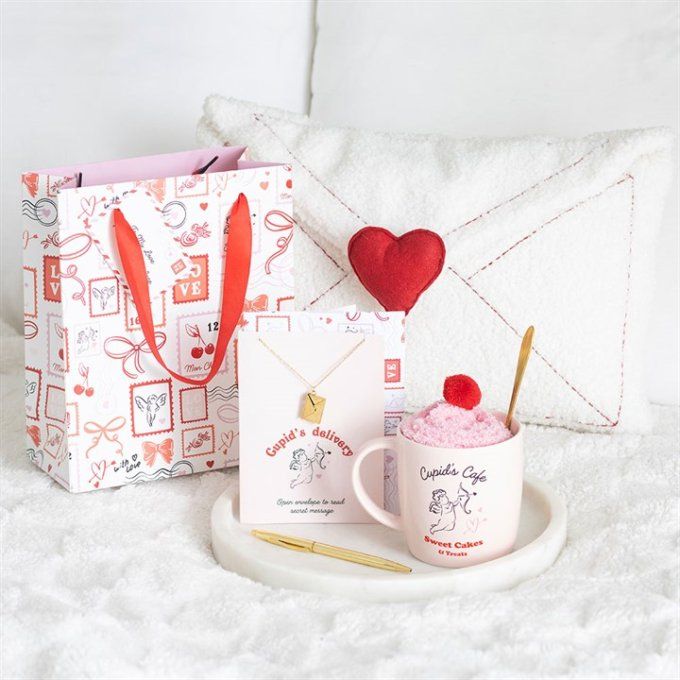 Ensemble tasse, cuillère et chaussettes Cupid's Cafe
