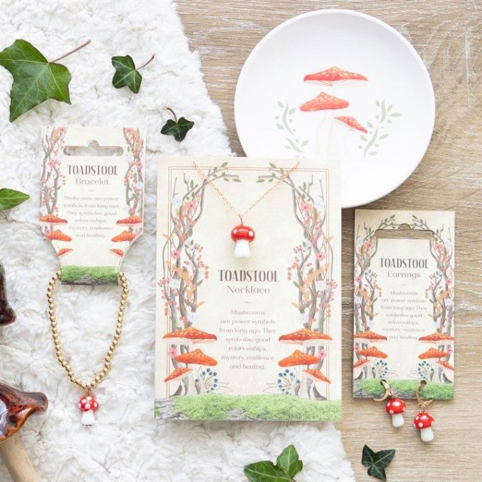 Collier champignon et carte