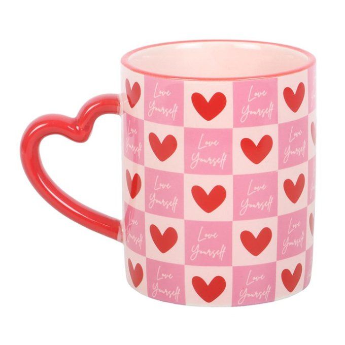 Mug à carreaux « Aime-toi » avec anse en forme de cœur