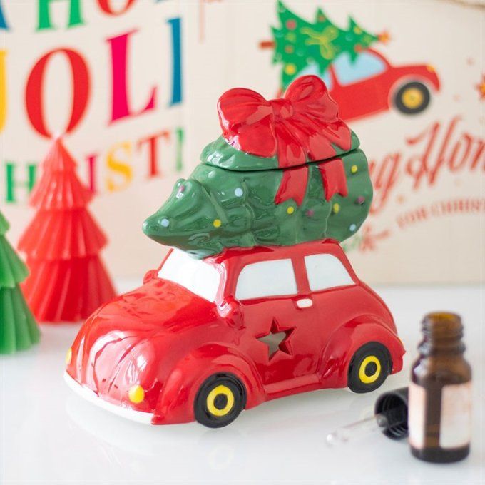 Brûleur voiture avec sapin de Noël