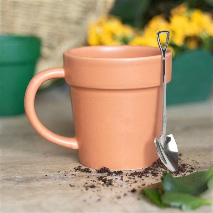 Tasse en céramique pot et cuillère pelle